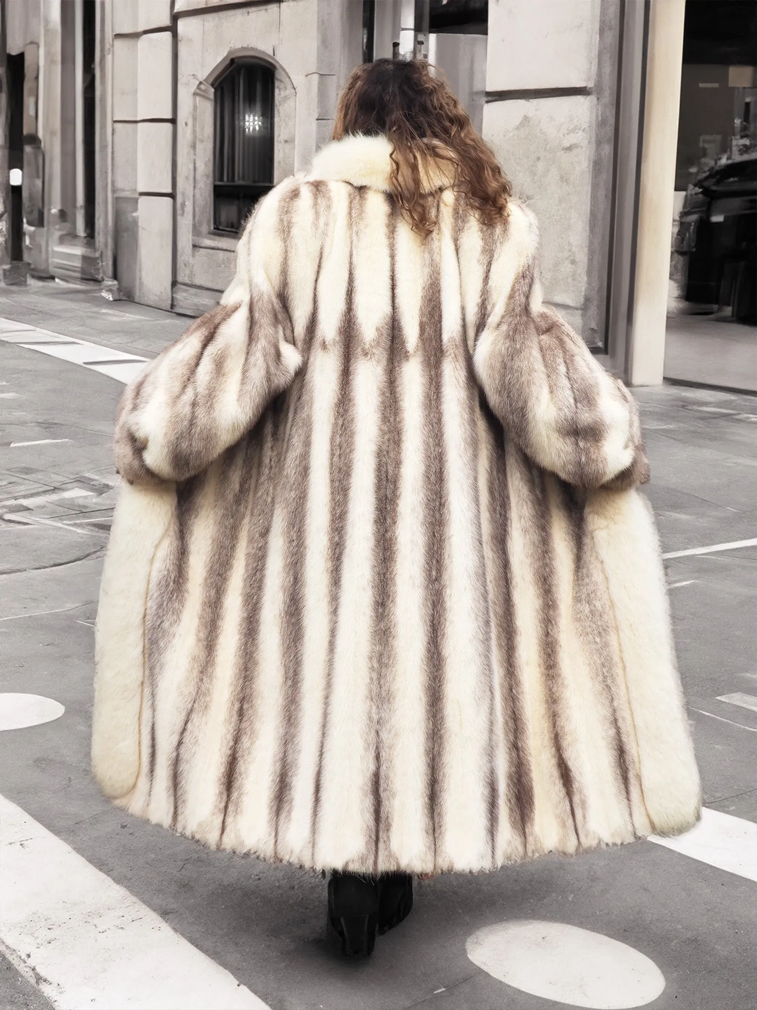 Brown Cross Mink Coat With fox Tuxedo Collar M