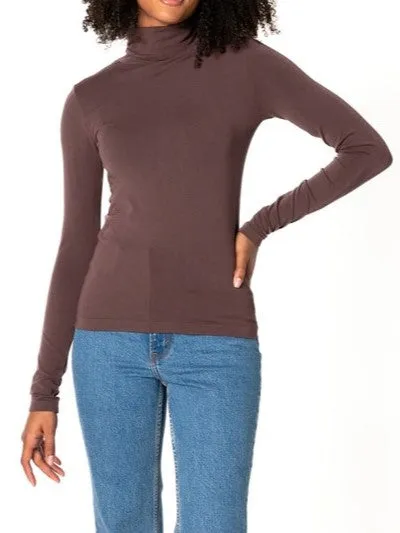 C'EST MOI Bamboo Short Turtleneck Top