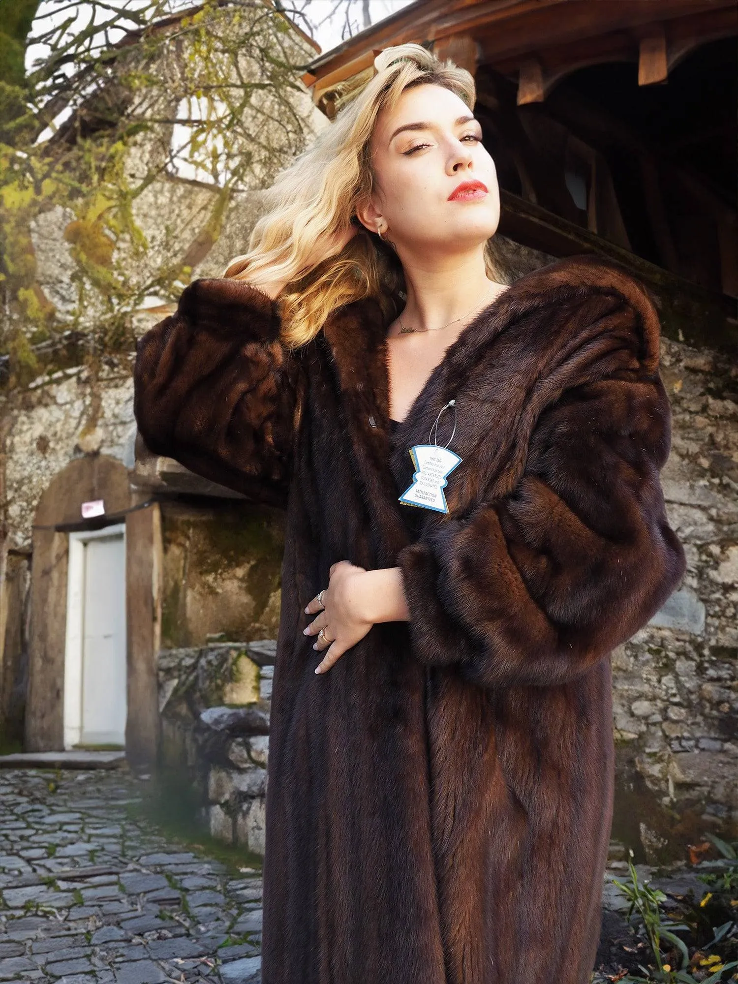 Dark Mahogany Brown Vintage Mink Fur Coat Coats M P