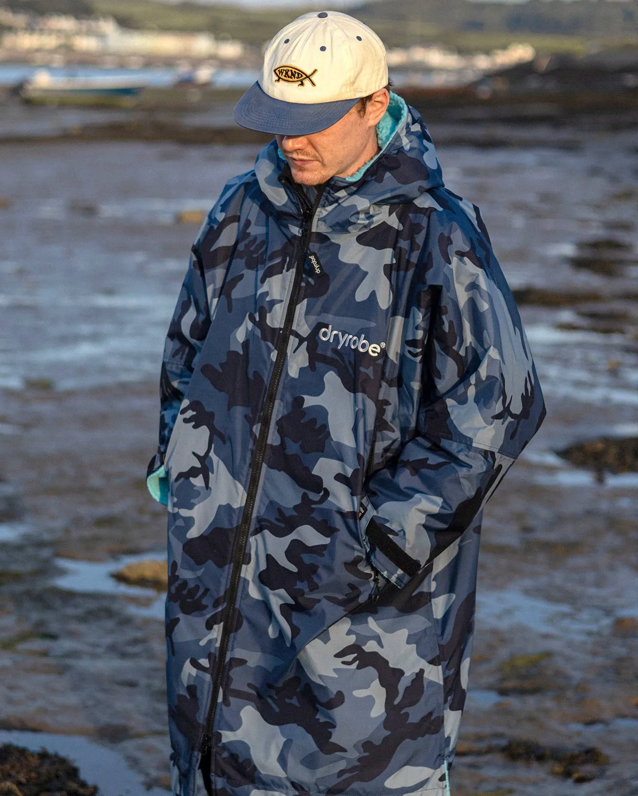 Dryrobe Advance V3 Long Sleeve Change Coat - Blue Camo & Blue