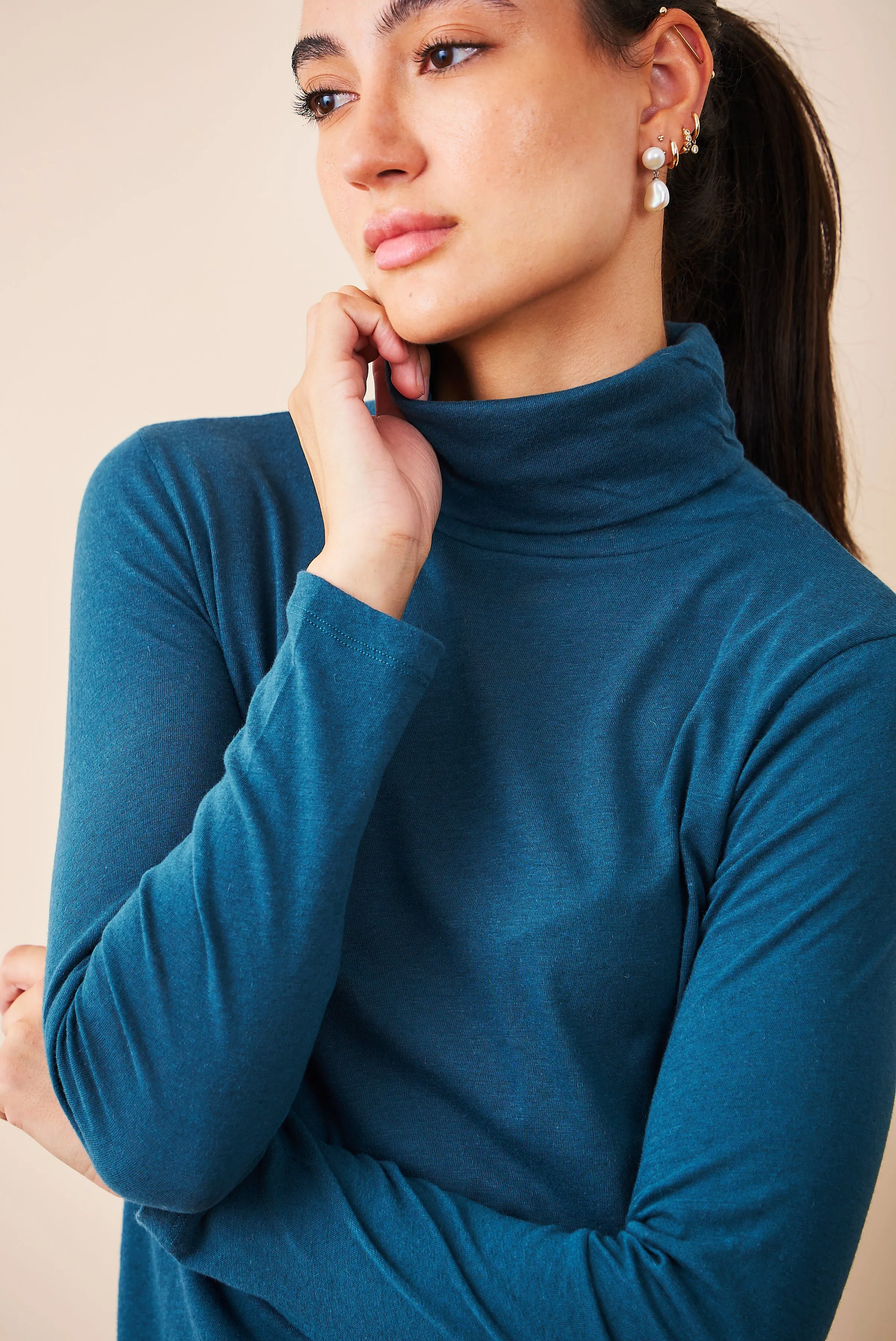 Majestic Cotton/Cashmere Long Sleeve Turtleneck in Haute Mer