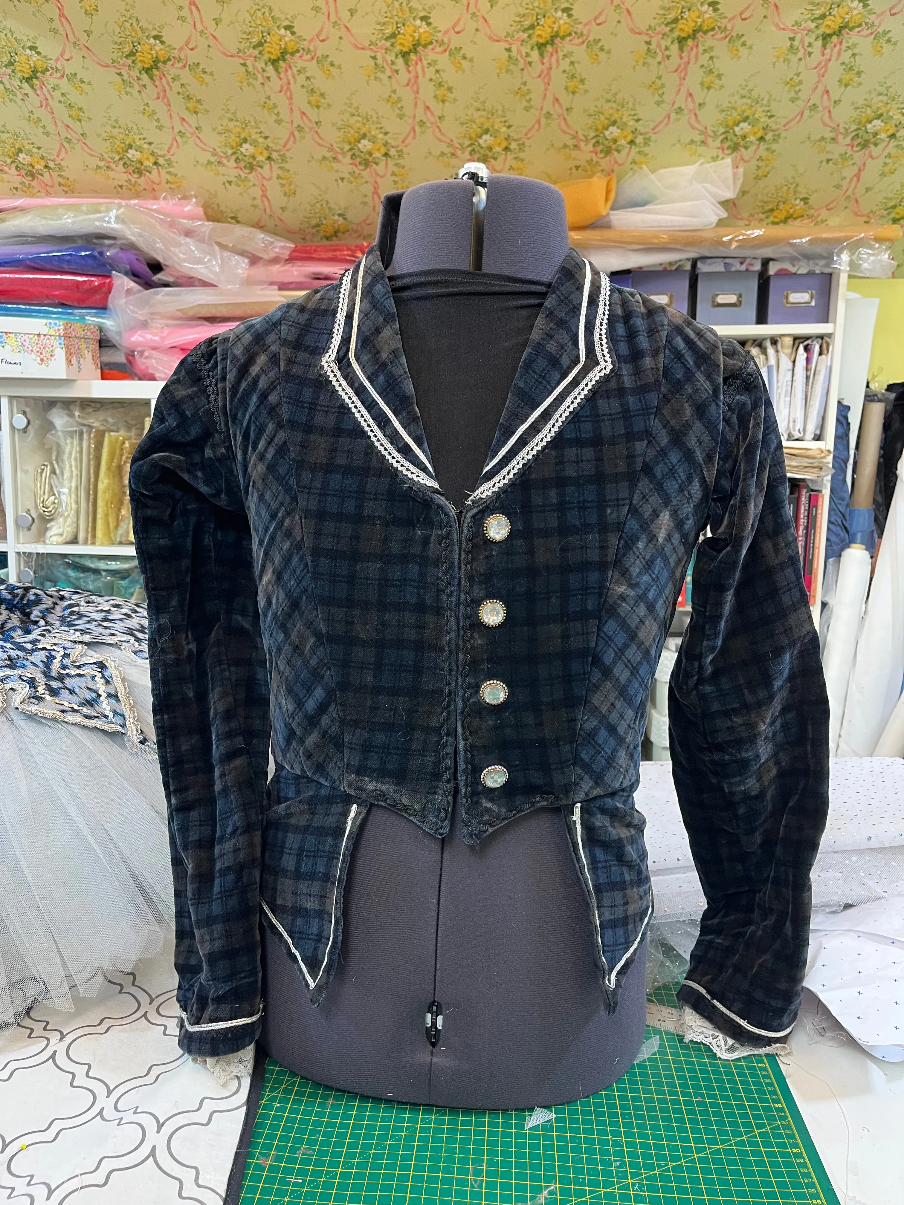 Scottish gent's tartan tunic - hire only