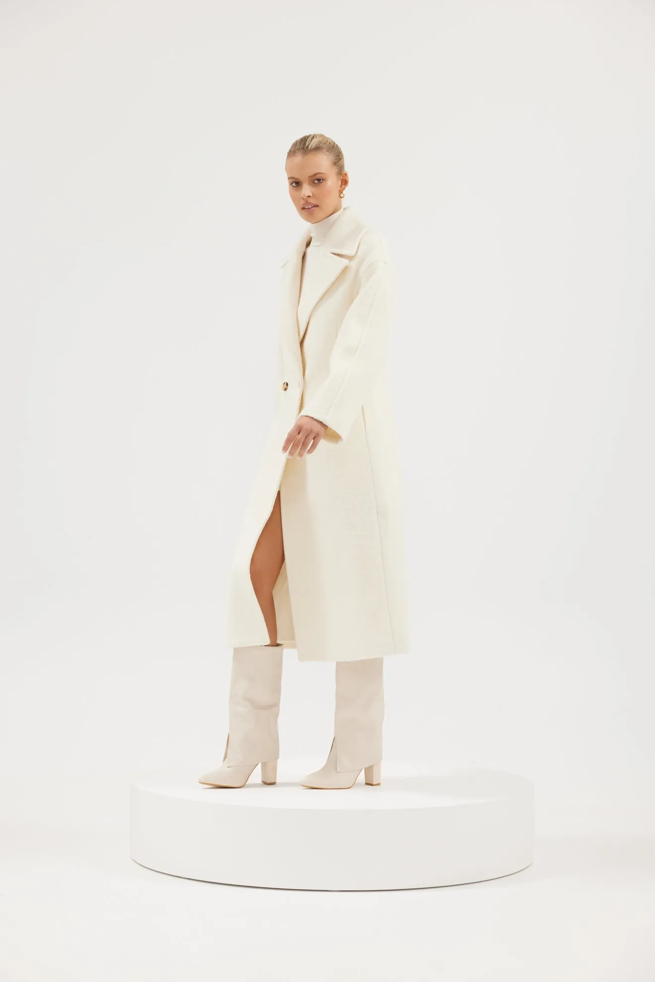 Victoria Wool Coat - Ivory